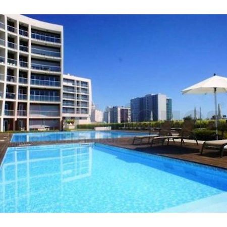 Charming Apartment With Balcony & Pool Lisbon Exterior photo